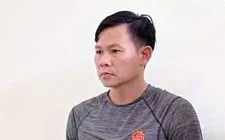 芽庄坊一男子提醒勿按喇叭后被打伤,警方介入核实 · 报道配图